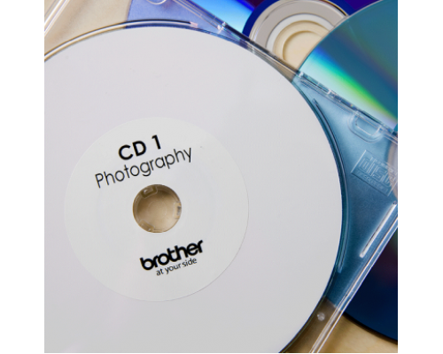 Наклейки на CD/DVD Brother DK11207 (100 шт круглые 58 х 58 мм)