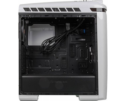 Корпус Thermaltake CA-1G9-00M6WN-00 Versa C22 RGB ATX без БП Window White/Black