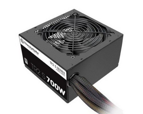 Блок питания Thermaltake ATX 700W TR2 S 80+ (24+4+4pin) APFC 120mm fan 6xSATA RTL