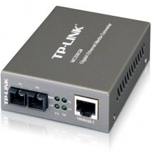 Медиаконвертор TP-Link MC200CM 10/100/1000M RJ45 to 1000M multi-mode,Full-duplex,up to 550m,                                                                                                                                                              