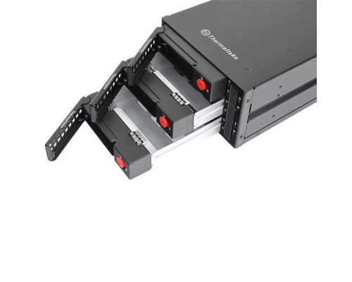 Сменный бокс для HDD/SSD Thermaltake Max 3503 SATA I/II/III/SAS металл черный hotswap 3