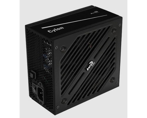 Блок питания 700W Aerocool CYLON 700 ATX 80+ (24+4+4pin) 120mm fan color 5xSATA RTL