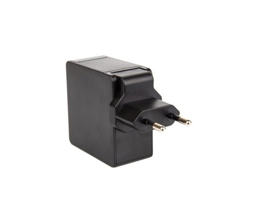 Зарядное устройство AC (EU Plug 100-220V) - PD, USB, IC, Quick Charge 3.0  VCOM M041/CA-M041