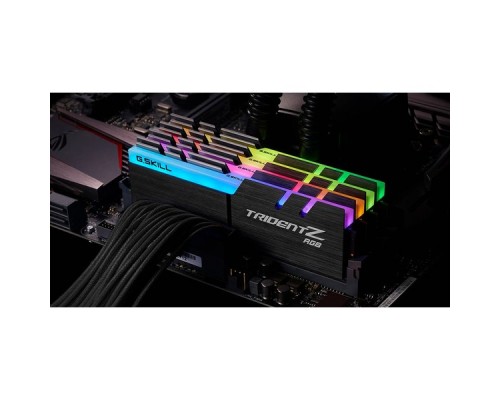 Модуль памяти DDR4 G.SKILL TRIDENT Z RGB 64GB (4x16GB kit) 3600MHz CL18 1.35V / F4-3600C18Q-64GTZR