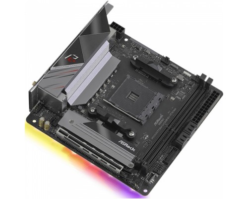 Материнская плата B550 PHANTOM GAMING-ITX/AX, Socket AM4, AMD B550, 2xDDR4-3200, HDMI+DP, 1xPCI-Ex16, 4xSATA3(RAID 0/1/10), 2xM.2, 8 Ch Audio, 1x2.5GLan, WiFi, (0+2)xUSB2.0, (5+2)xUSB3.2, (1+1)xUSB3.2 Type-C™, 1xPS/2, Mini-ITX, RTL