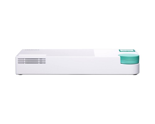 Коммутатор QNAP QSW-308S Unmanaged 10 Gb / s switch with 3 SFP + ports and 8 1 Gb / s RJ-45 ports, throughput up to 76 Gb / s, JumboFrame support