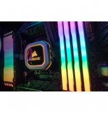 Память оперативная/ Corsair DDR4, 3600MHz 32GB 4x8GB DIMM, Unbuffered, 18-22-22-42, XMP 2.0, VENGEANCE RGB PRO Heatspreader, RGB LED, 1.35V                                                                                                               