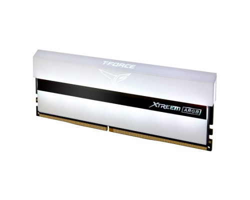 Модуль памяти DDR4 TEAMGROUP T-Force Xtreem ARGB 32GB (2x16GB) 3600MHz CL18 (18-22-22-42) 1.35V / TF13D432G3600HC18JDC01 / White