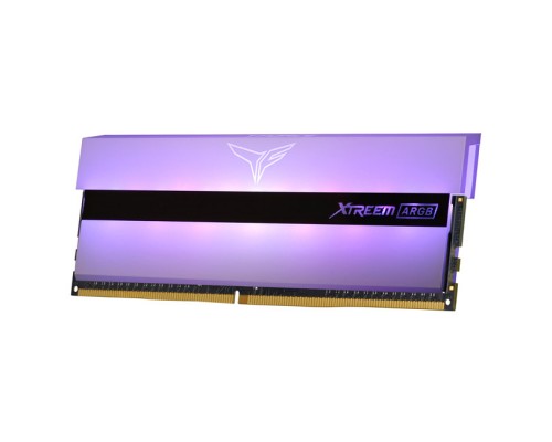 Модуль памяти 32GB TeamGroup T-Force Xtreem ARGB TF13D432G4000HC18LDC01